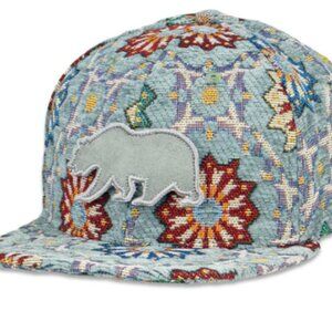 GRASSROOTS CALIFORNIA REMOVABLE BEAR GRAY MOSAIC FITTED HAT NEW 7 3/8